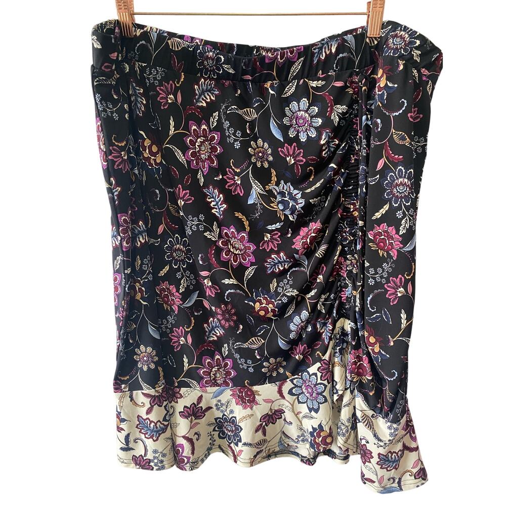 Lane Bryant Floral Plus Size SKirt Size 26/28